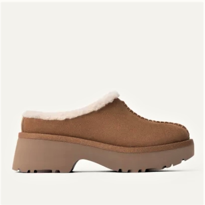Alternative view of NEW HEIGHTS Cozy Clog de UGG